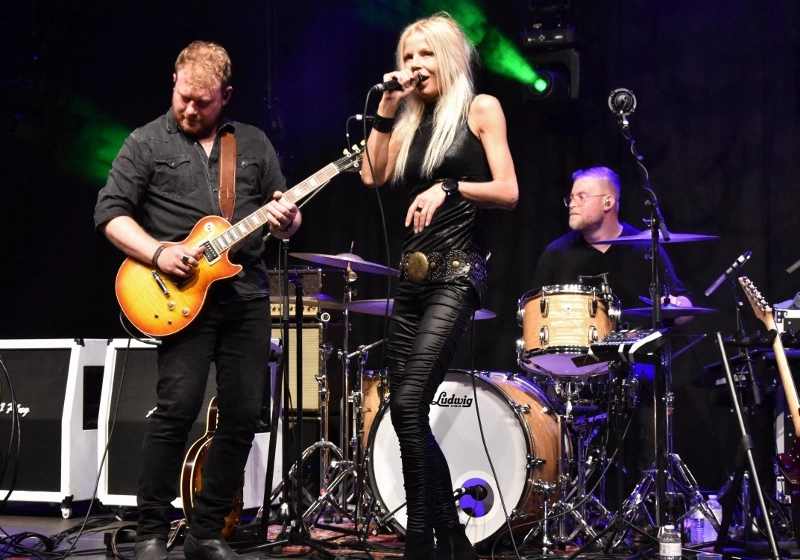 DSC_0145 (800x709).jpg